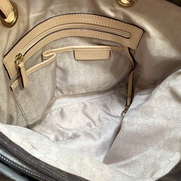 MICHAEL KORS Large Brown Pebbled Logo JET SET TRAVEL Pocket Tote - Picture 11 of 16